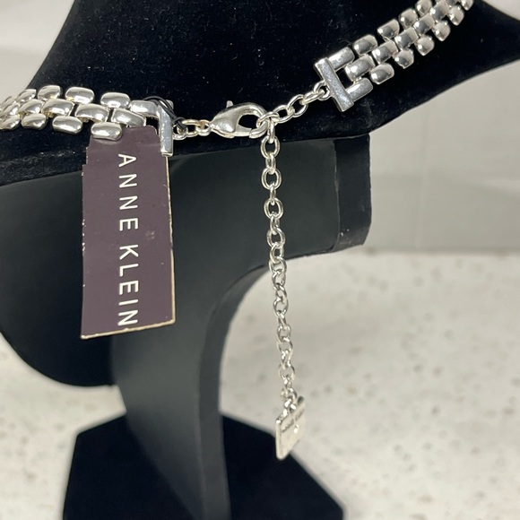Ann‎ Klein silver tone necklace - Picture 2 of 5